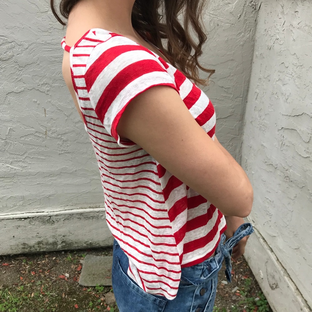 Red and White Striped Open Back Shirt - Picture 3 of 3